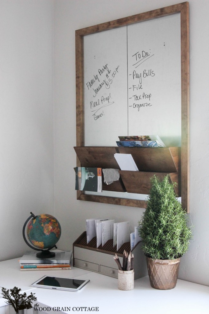 DIY Galvanized Metal & Wood Wall Organizer / Message Center - #organize #office