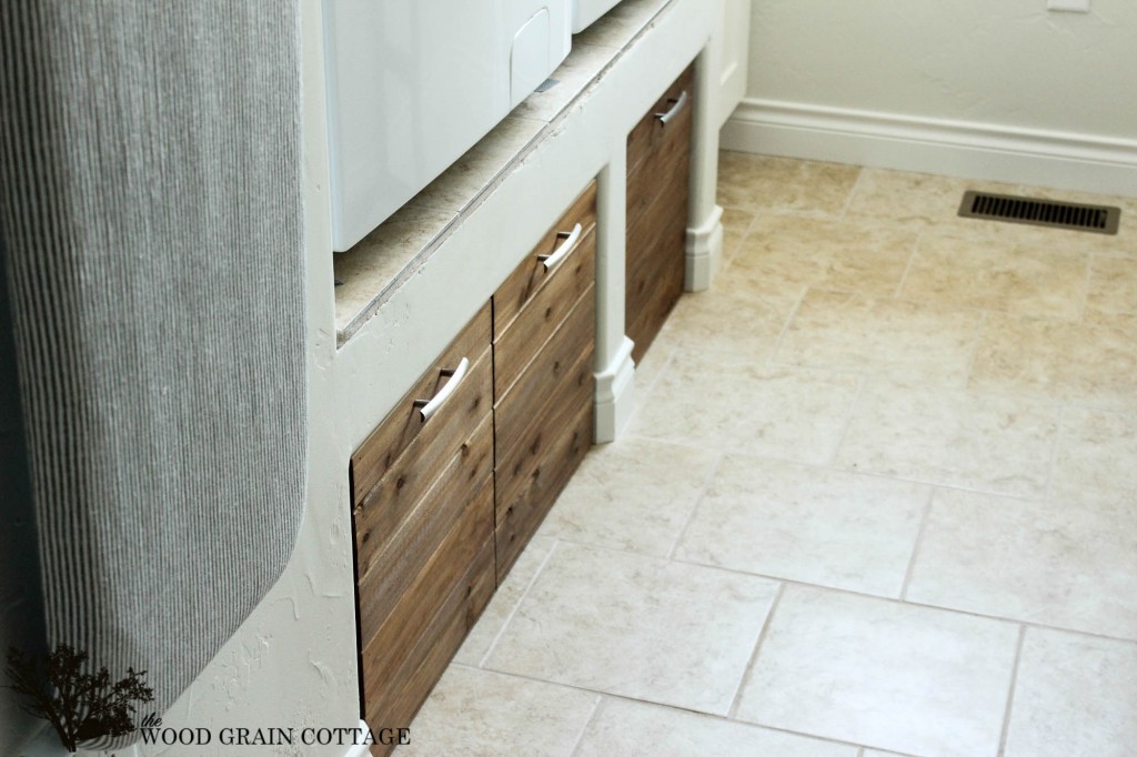 DIY Laundry Room Crate by The Wood Grain Cottage