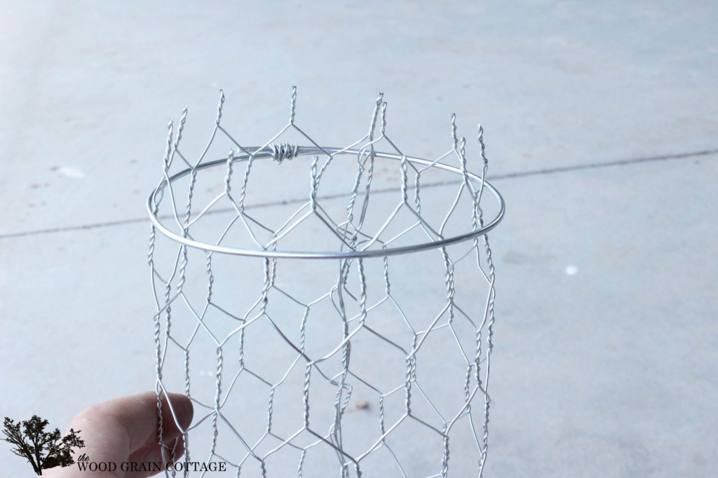Chicken Wire Cup by The Wood Grain Cottage
