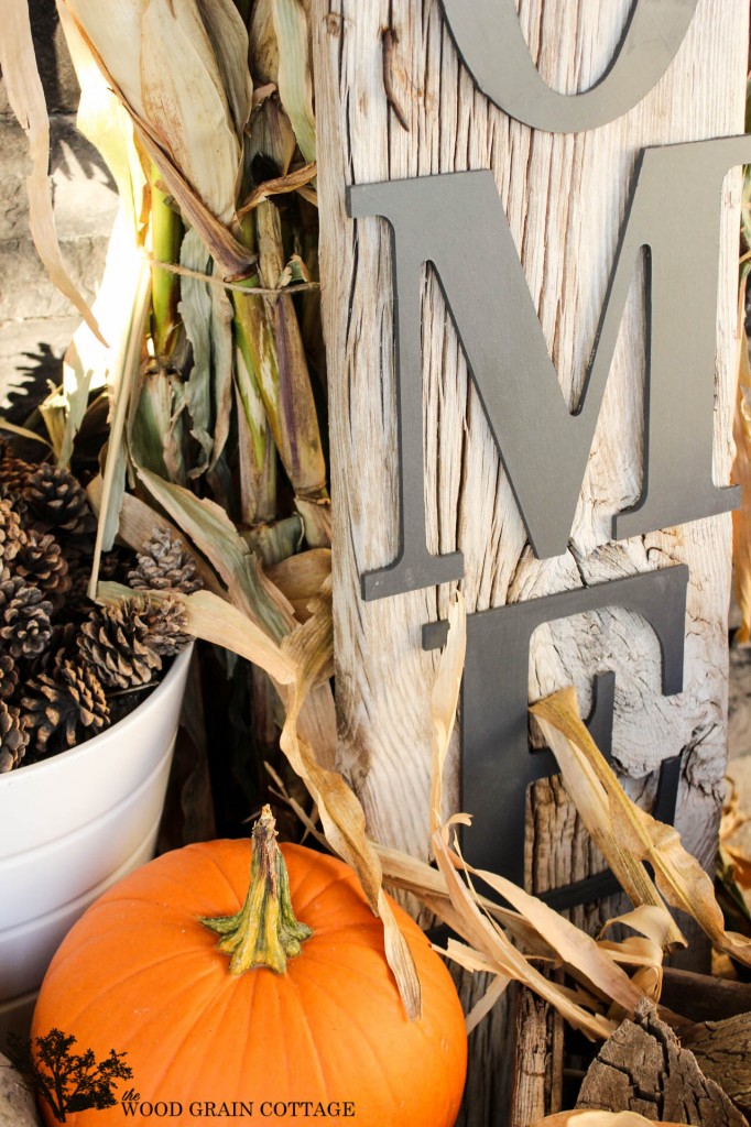 HUGE DIY Welcome Sign by The Wood Grain Cottage