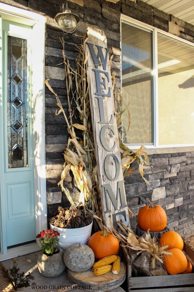 HUGE DIY Welcome Sign by The Wood Grain Cottage