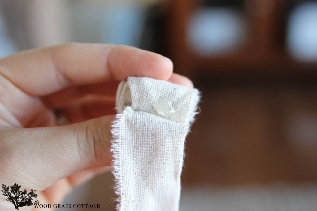 How To Make Fabric Rosette's by The Wood Grain Cottage