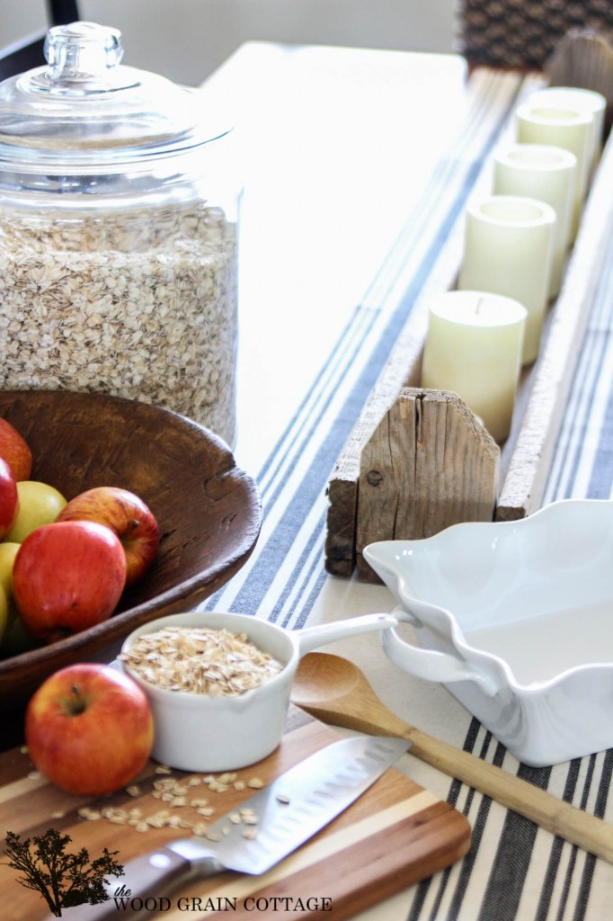Easy Chicken Feeder Centerpiece by The Wood Grain Cottage
