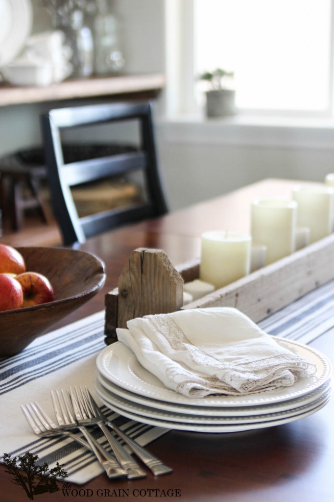 Easy Chicken Feeder Centerpiece by The Wood Grain Cottage