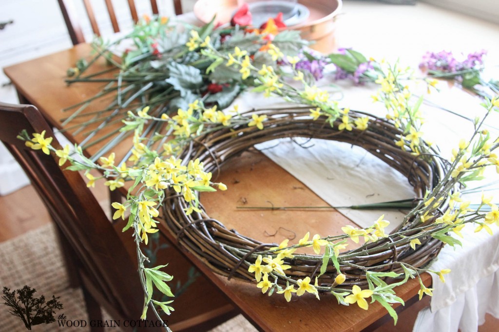 The easy way to make a wreath. Full tutorial by The Wood Grain Cottage