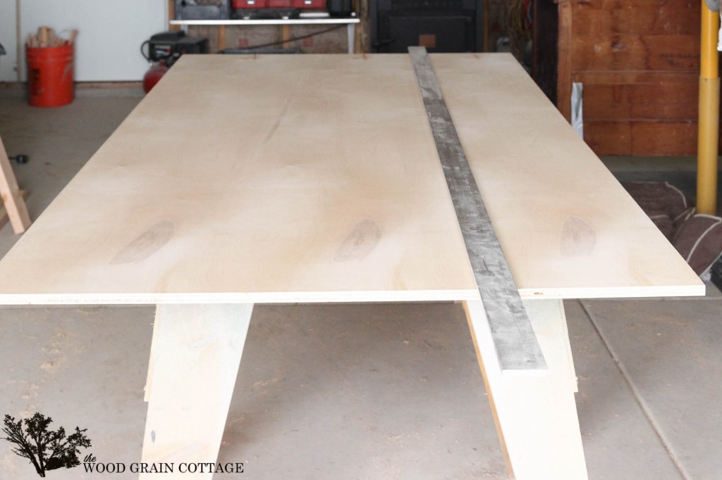 How To Build Shipping Counters. Full tutorial by The Wood Grain Cottage