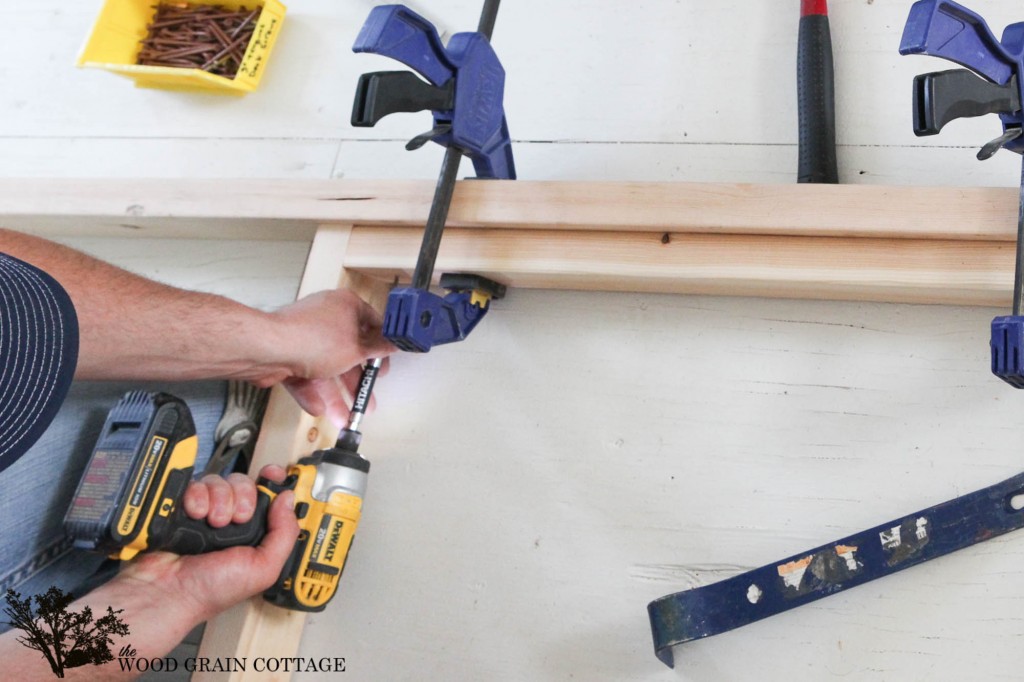 How To Build Shipping Counters. Full tutorial by The Wood Grain Cottage