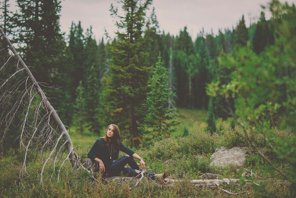 Fashion Friday: Forest Green by The Wood Grain Cottage