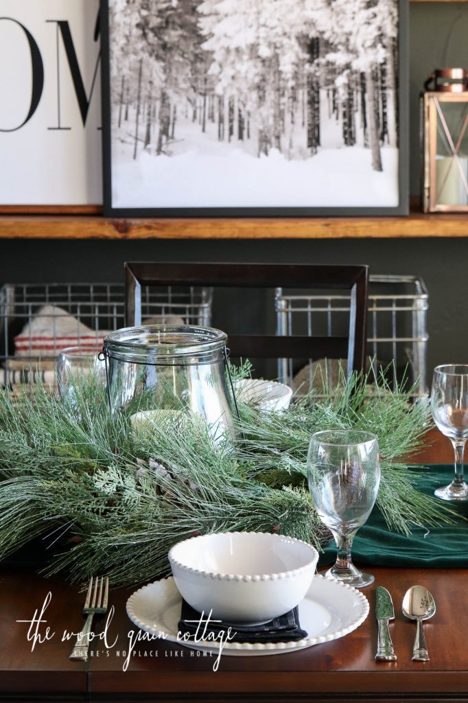 Christmas Dining Room Table Setting from The Wood Grain Cottage