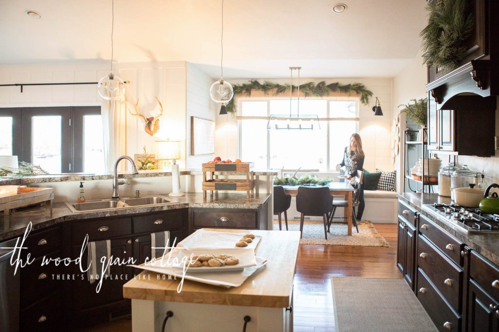 Christmas Home Tour by The Wood Grain Cottage