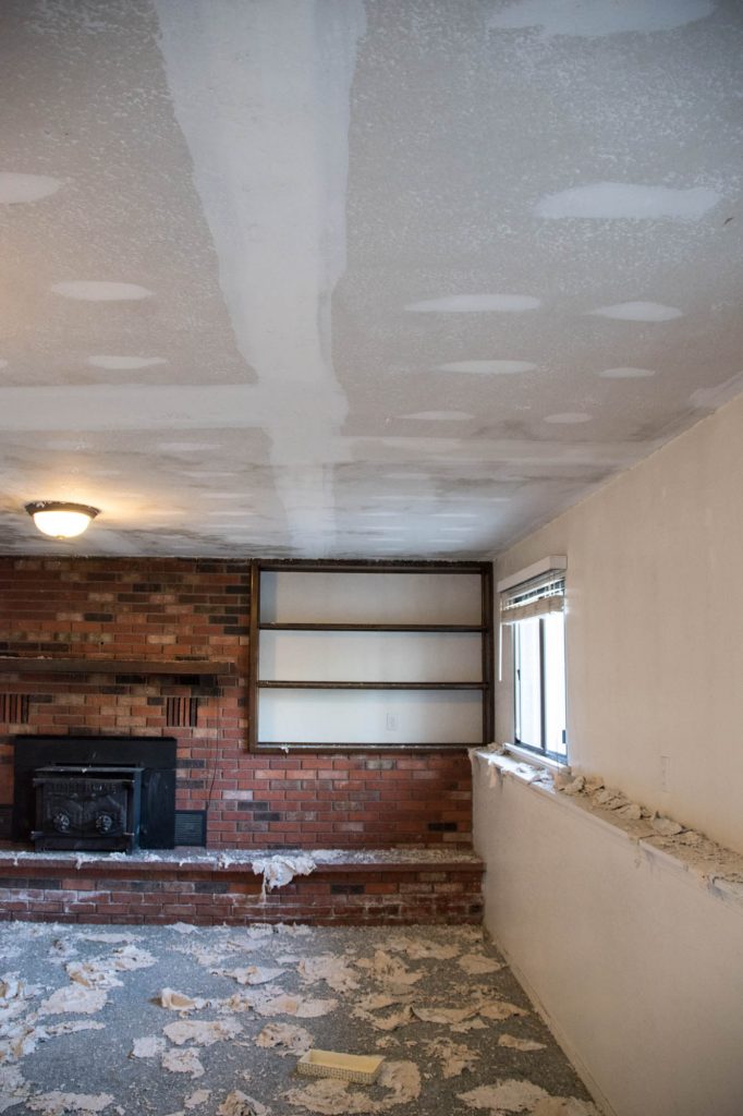 Scraping Popcorn Ceilings & Removing The Carpet by The Wood Grain Cottage