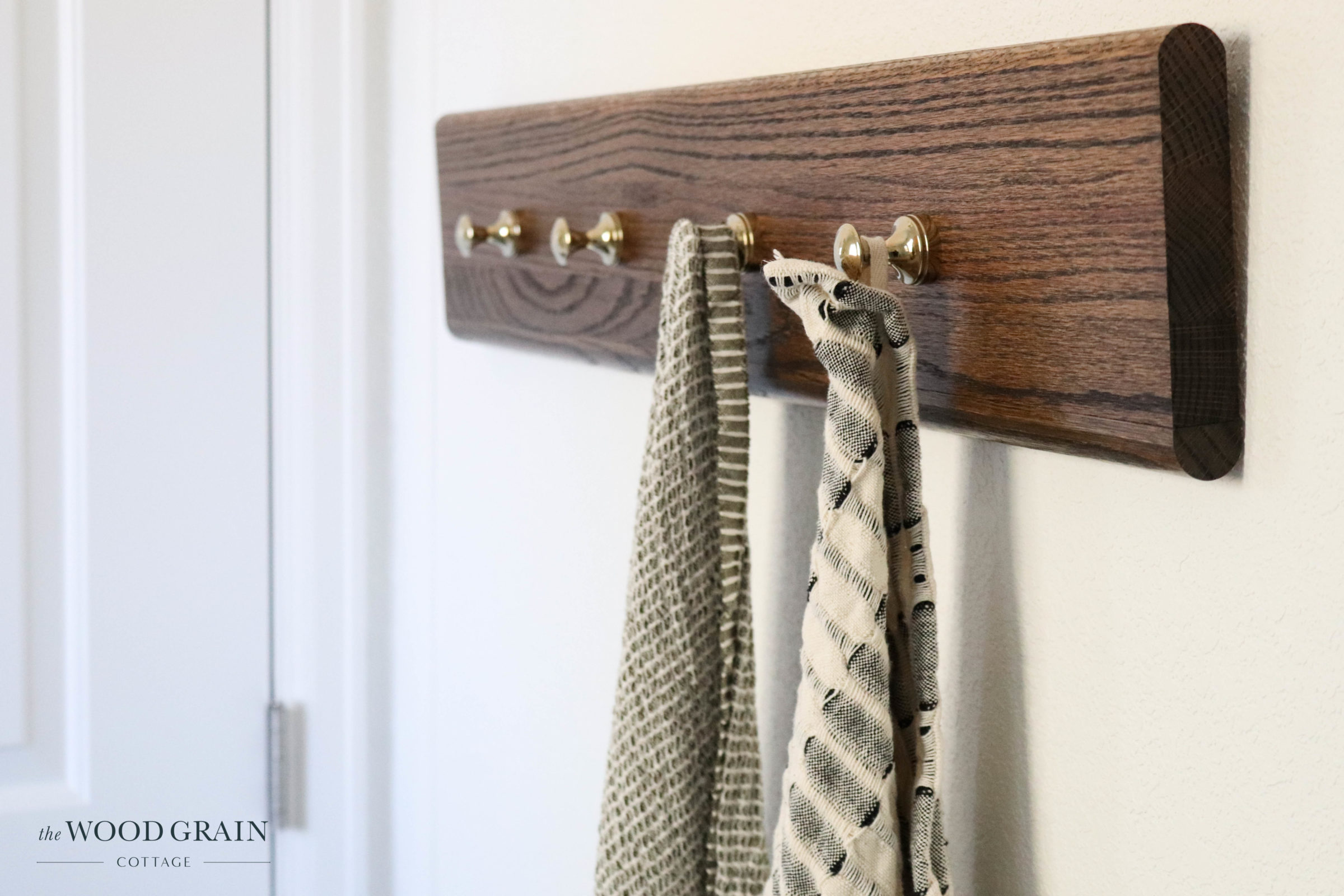 DIY Towel Hook Rack - The Wood Grain Cottage