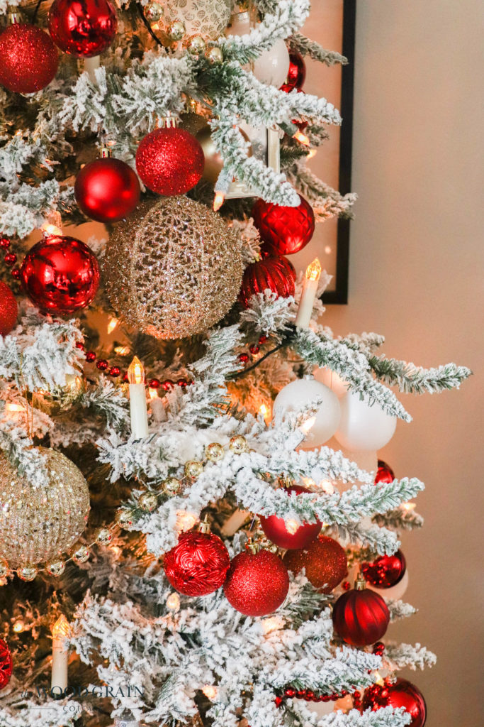 A picture showing the red, white and gold Christmas ornaments.
