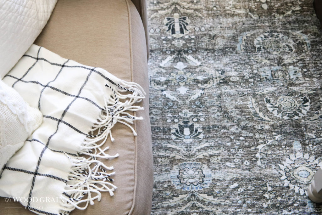 A close up picture of the new rug. 