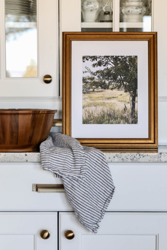 A picture showing a photo from our digital artwork collection. 