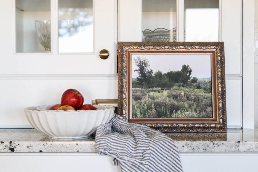 A picture showing a photo from our digital artwork collection.